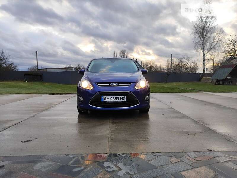 Минивэн Ford C-Max 2014 в Пулинах