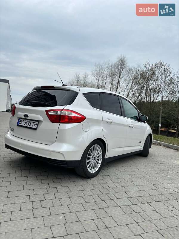 Минивэн Ford C-Max 2016 в Львове