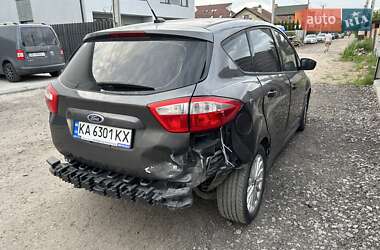 Минивэн Ford C-Max 2015 в Вишневом