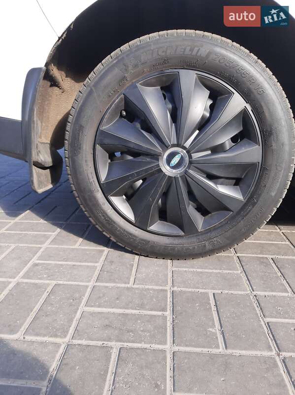 Минивэн Ford C-Max 2013 в Черкассах