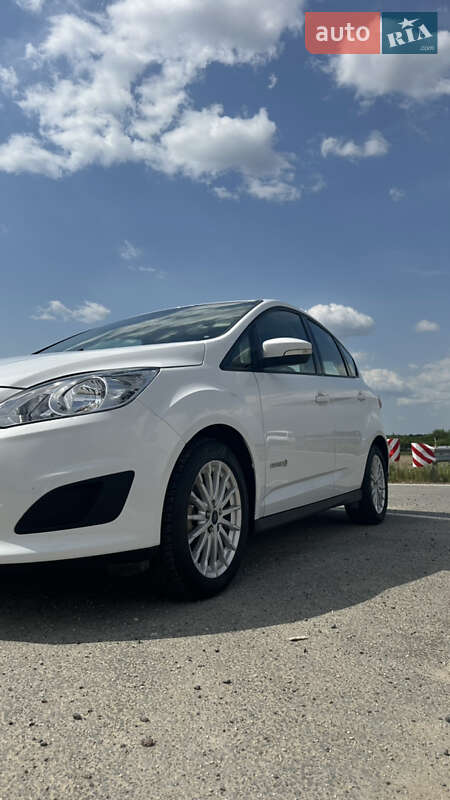 Минивэн Ford C-Max 2016 в Львове