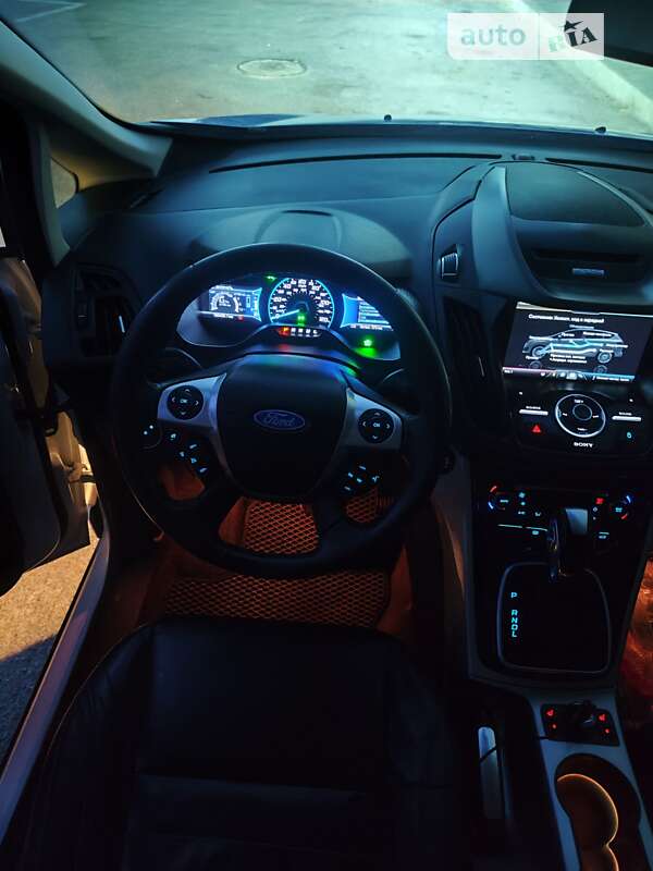 Мінівен Ford C-Max 2014 в Запоріжжі