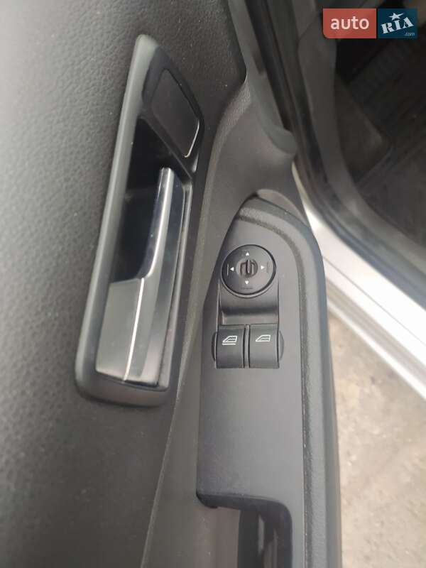 Минивэн Ford C-Max 2005 в Киеве