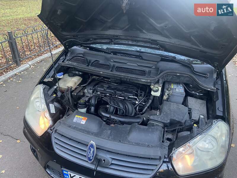 Минивэн Ford C-Max 2007 в 