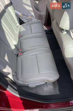 Мінівен Ford C-Max 2013 в 