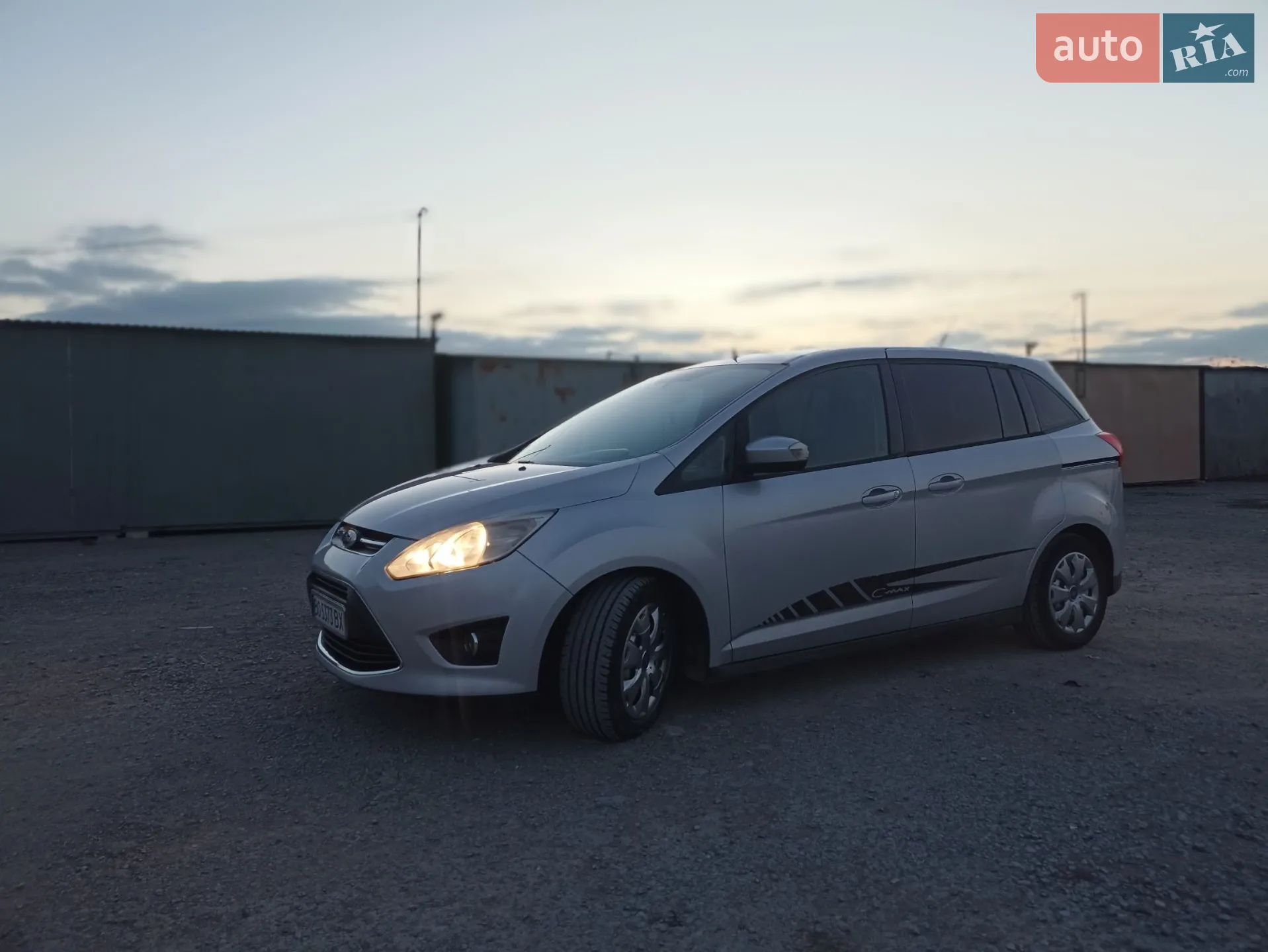 2011 Ford C-MAX - фото 1