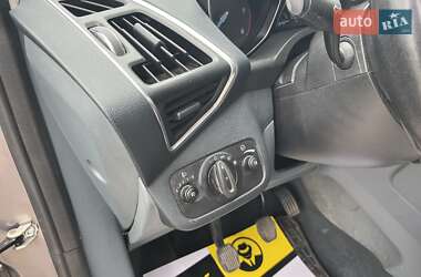 Минивэн Ford C-Max 2012 в 