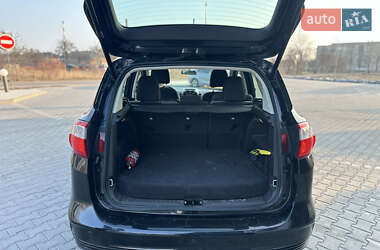 Минивэн Ford C-Max 2015 в 