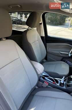 Мінівен Ford C-Max 2013 в 