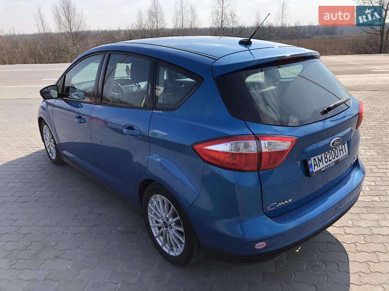 Минивэн Ford C-Max 2012 в Олевске