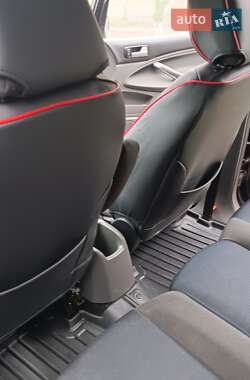 Минивэн Ford C-Max 2010 в 