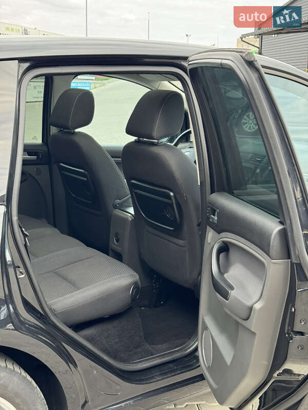 Минивэн Ford C-Max 2009 в Вознесенске