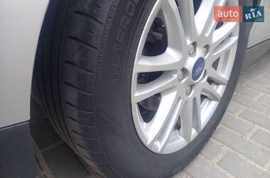 Минивэн Ford C-Max 2013 в 