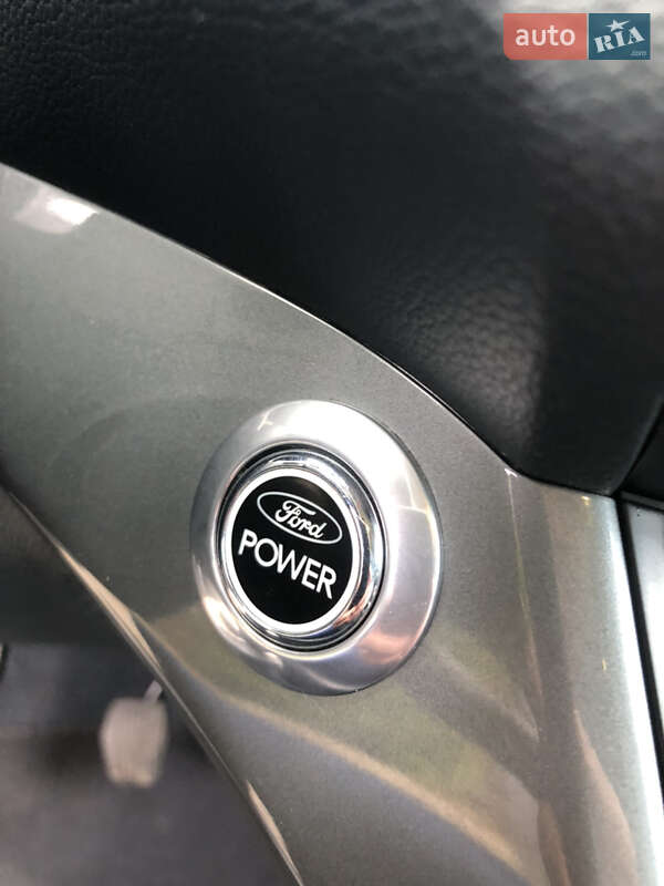 Минивэн Ford C-Max 2012 в Стрые