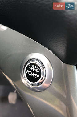 Мінівен Ford C-Max 2012 в 