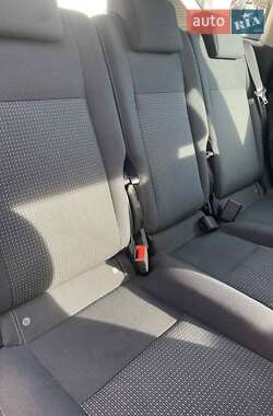 Мінівен Ford C-Max 2013 в 