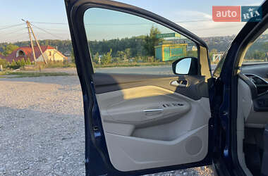 Мінівен Ford C-Max 2012 в 