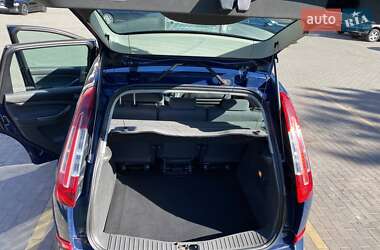 Мінівен Ford C-Max 2009 в 