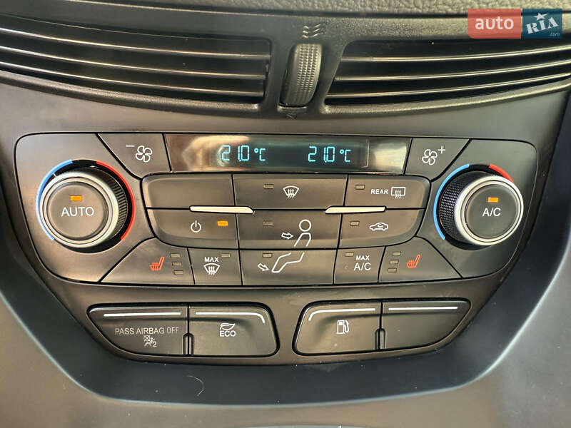 Минивэн Ford C-Max 2018 в Ровно