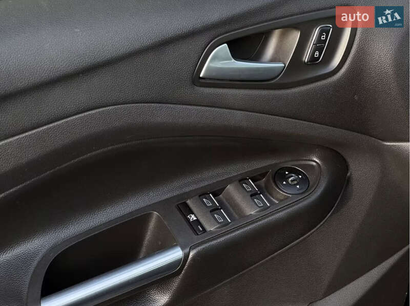 Минивэн Ford C-Max 2013 в Львове
