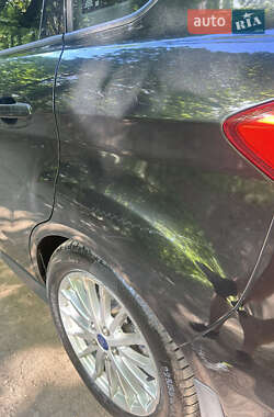 Мінівен Ford C-Max 2013 в 