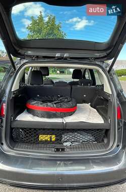 Минивэн Ford C-Max 2017 в 