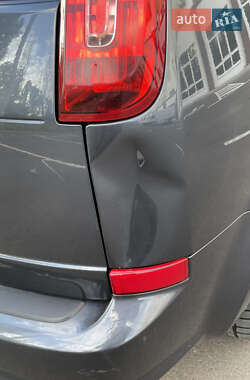 Минивэн Ford C-Max 2010 в 