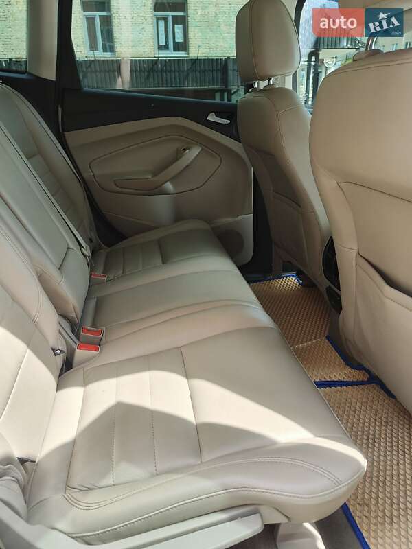 Минивэн Ford C-Max 2013 в Киеве