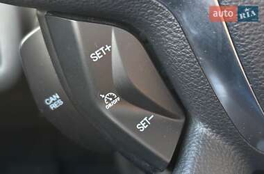 Минивэн Ford C-Max 2015 в 