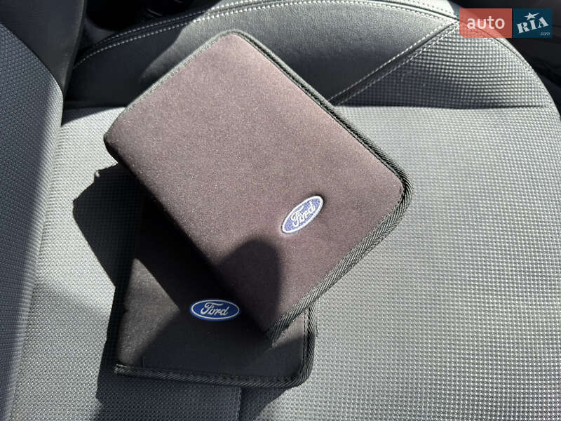 Минивэн Ford C-Max 2009 в Умани фото 108 Минивэн Ford C-Max 2009 в Умани