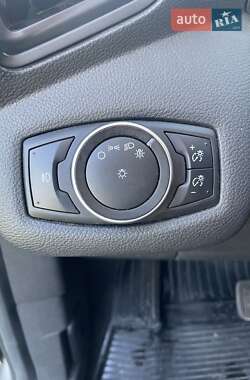 Минивэн Ford C-Max 2015 в 