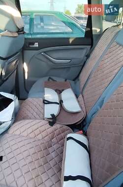 Минивэн Ford C-Max 2008 в 