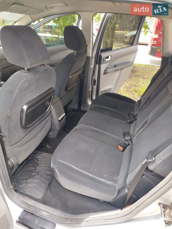 Мінівен Ford C-Max 2004 в Запоріжжі
