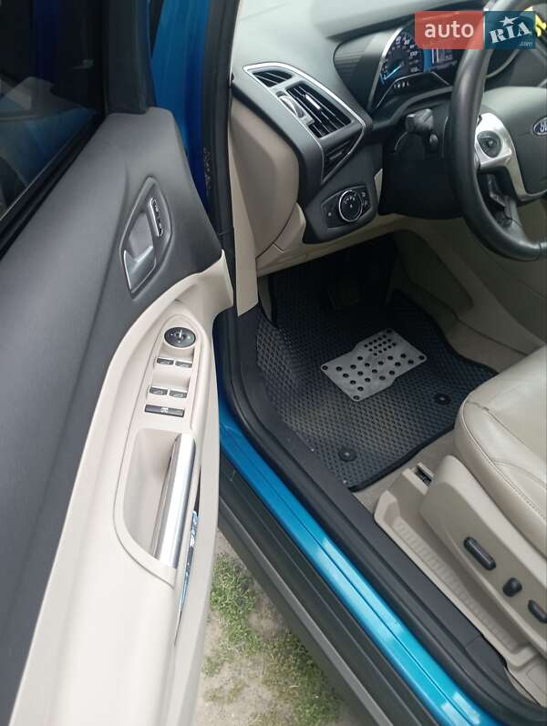 Минивэн Ford C-Max 2013 в Днепре