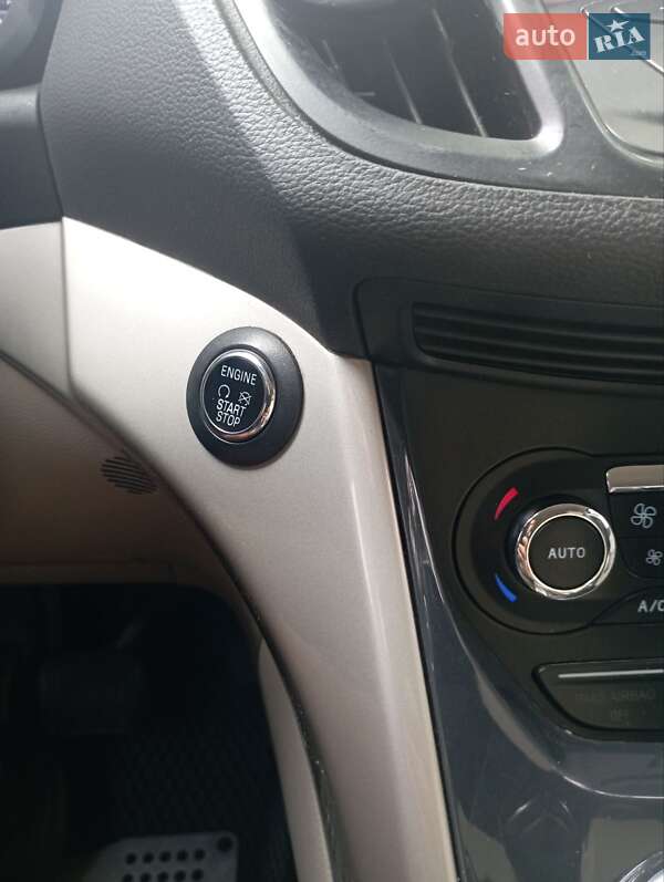 Минивэн Ford C-Max 2013 в Днепре