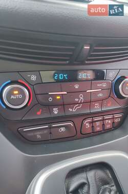 Минивэн Ford C-Max 2017 в 