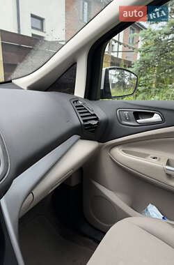 Минивэн Ford C-Max 2015 в 