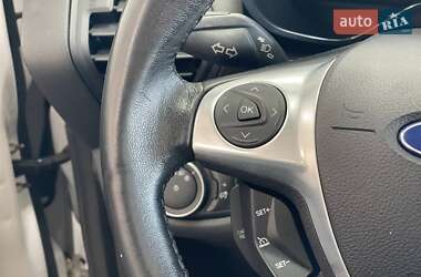 Минивэн Ford C-Max 2015 в 