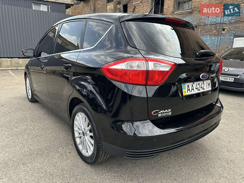 Минивэн Ford C-Max 2016 в Киеве