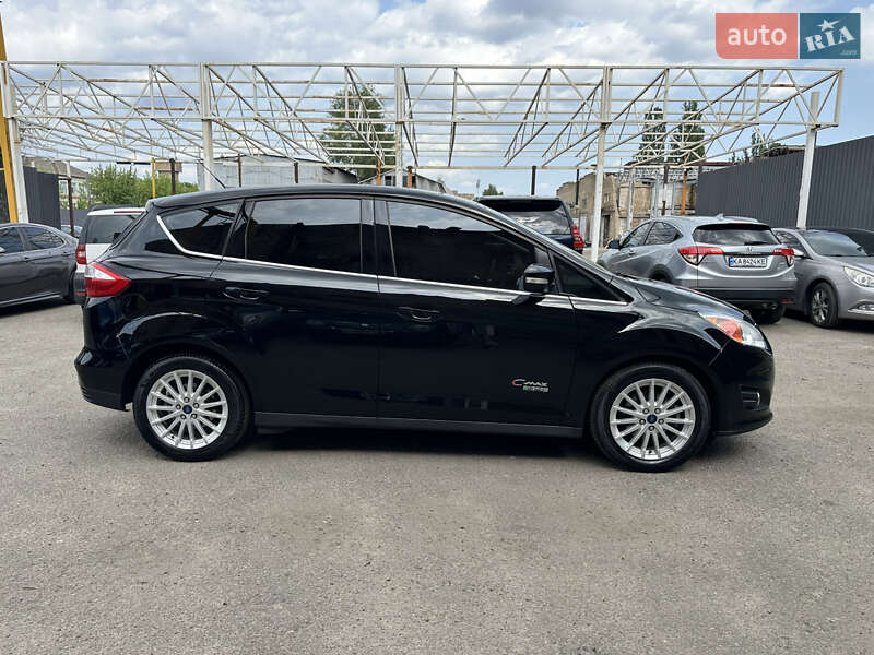 Минивэн Ford C-Max 2016 в Киеве