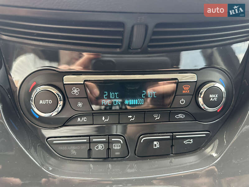 Минивэн Ford C-Max 2016 в Киеве