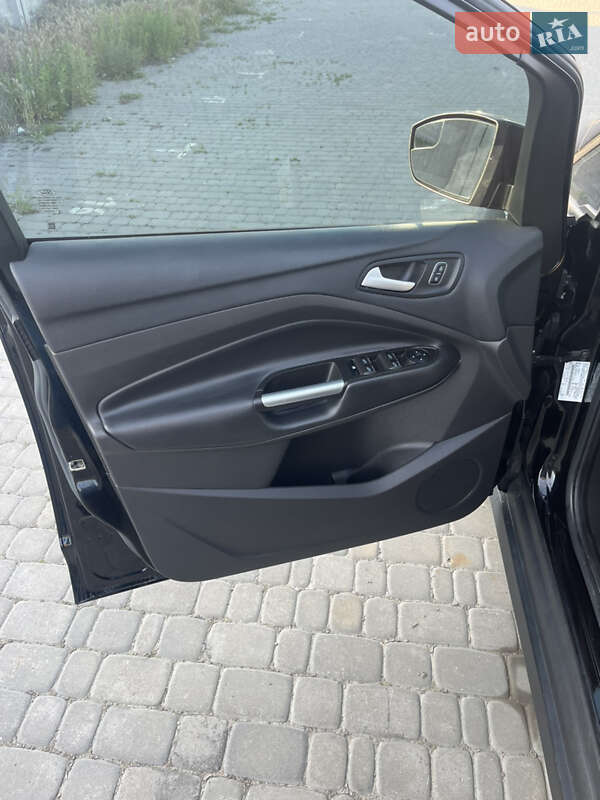 Минивэн Ford C-Max 2017 в Первомайске