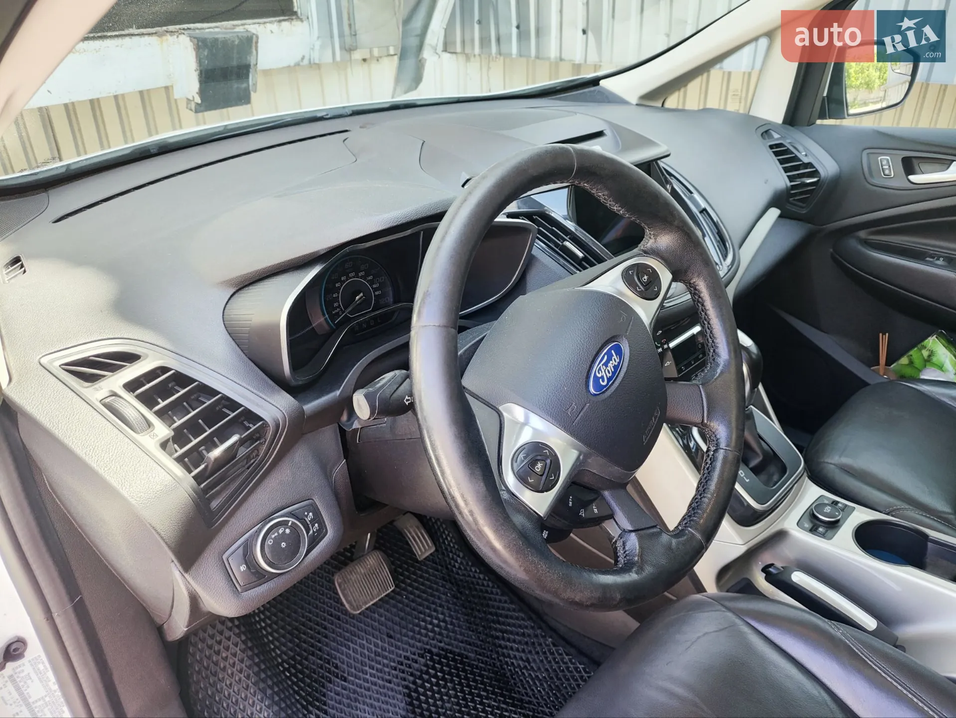 2016 Ford C-MAX - мініатюра 16