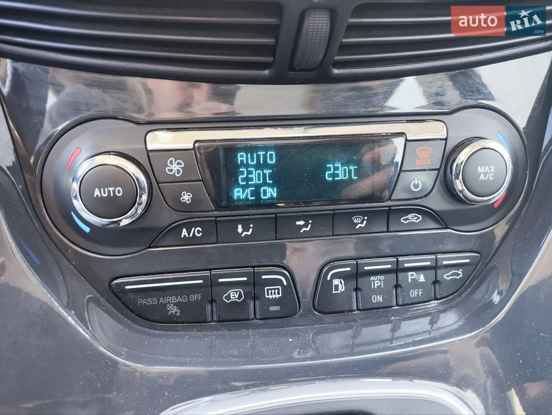 2016 Ford C-MAX - мініатюра 19