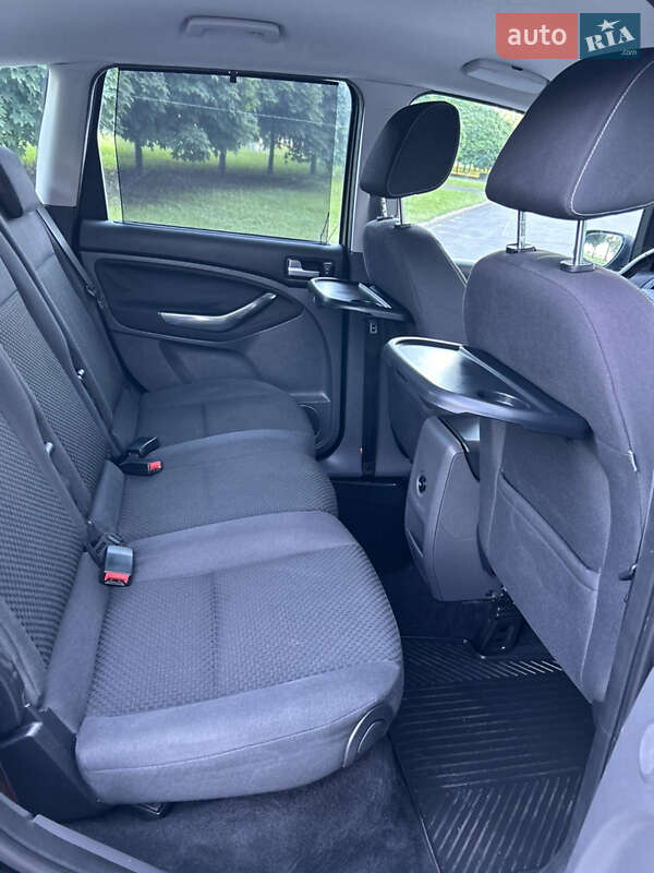 Минивэн Ford C-Max 2009 в Полтаве