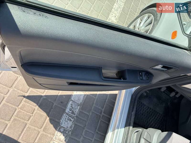 Минивэн Ford C-Max 2005 в Днепре фото 3 Минивэн Ford C-Max 2005 в Днепре