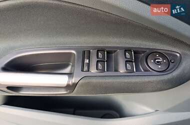 Минивэн Ford C-Max 2012 в 