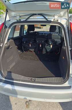 Минивэн Ford C-Max 2009 в 