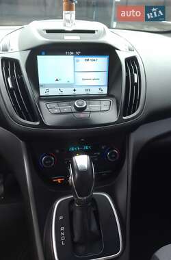 Минивэн Ford C-Max 2017 в 