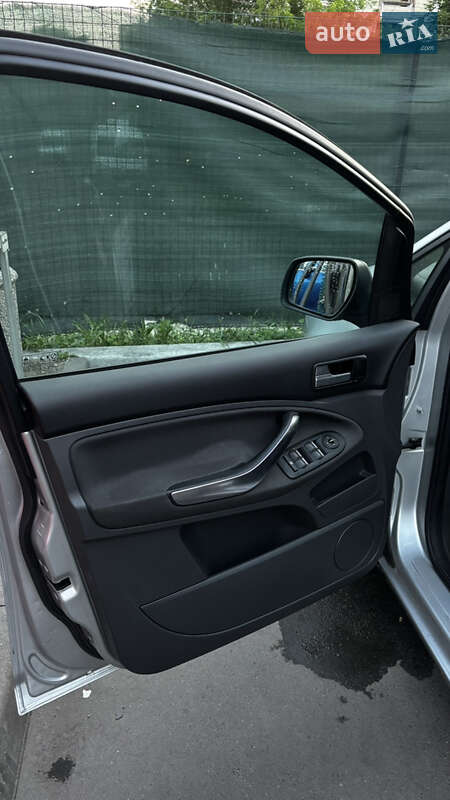 Мінівен Ford C-Max 2009 в Києві